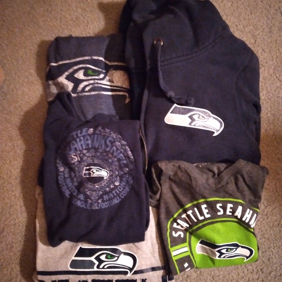 Seahawks bundle - Picture 2 of 2